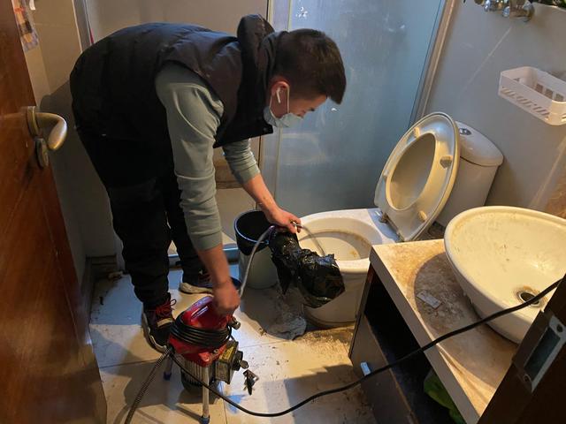 珠山马桶疏通-疏通下水道