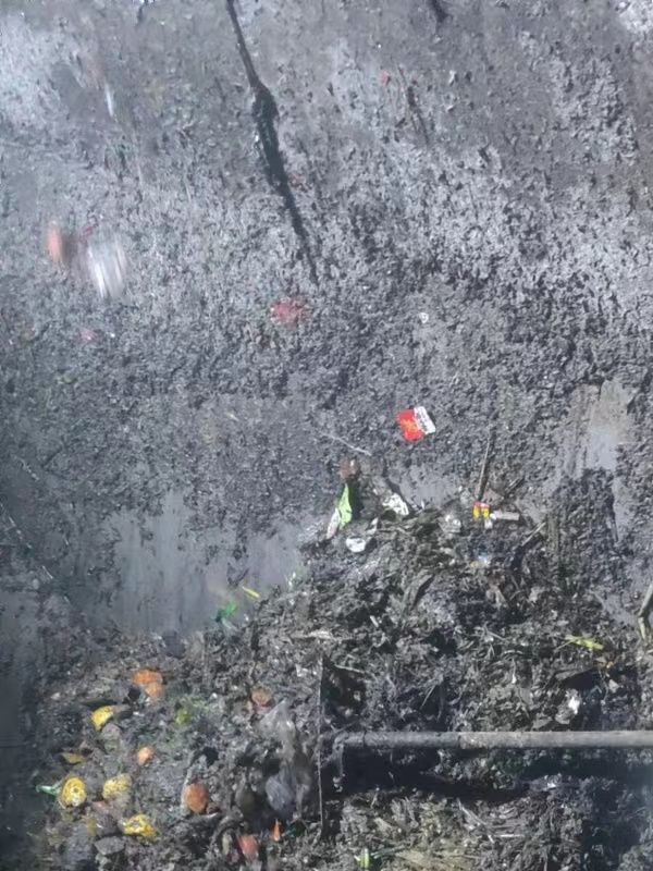 珠山污水池清理